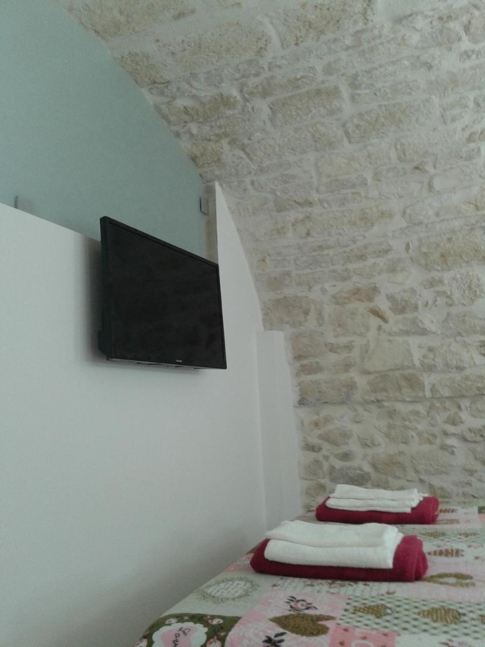 Lilla B&B มอลเฟตตา ภายนอก รูปภาพ