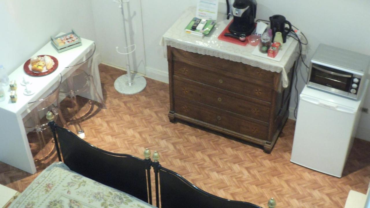 Lilla B&B มอลเฟตตา ภายนอก รูปภาพ